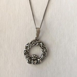 Sterling Silver Claddagh Celtic Pendant with chain
